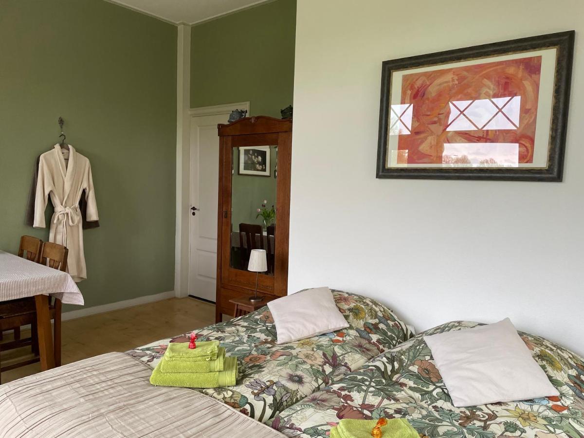 B&B De Zulthe Roden Esterno foto