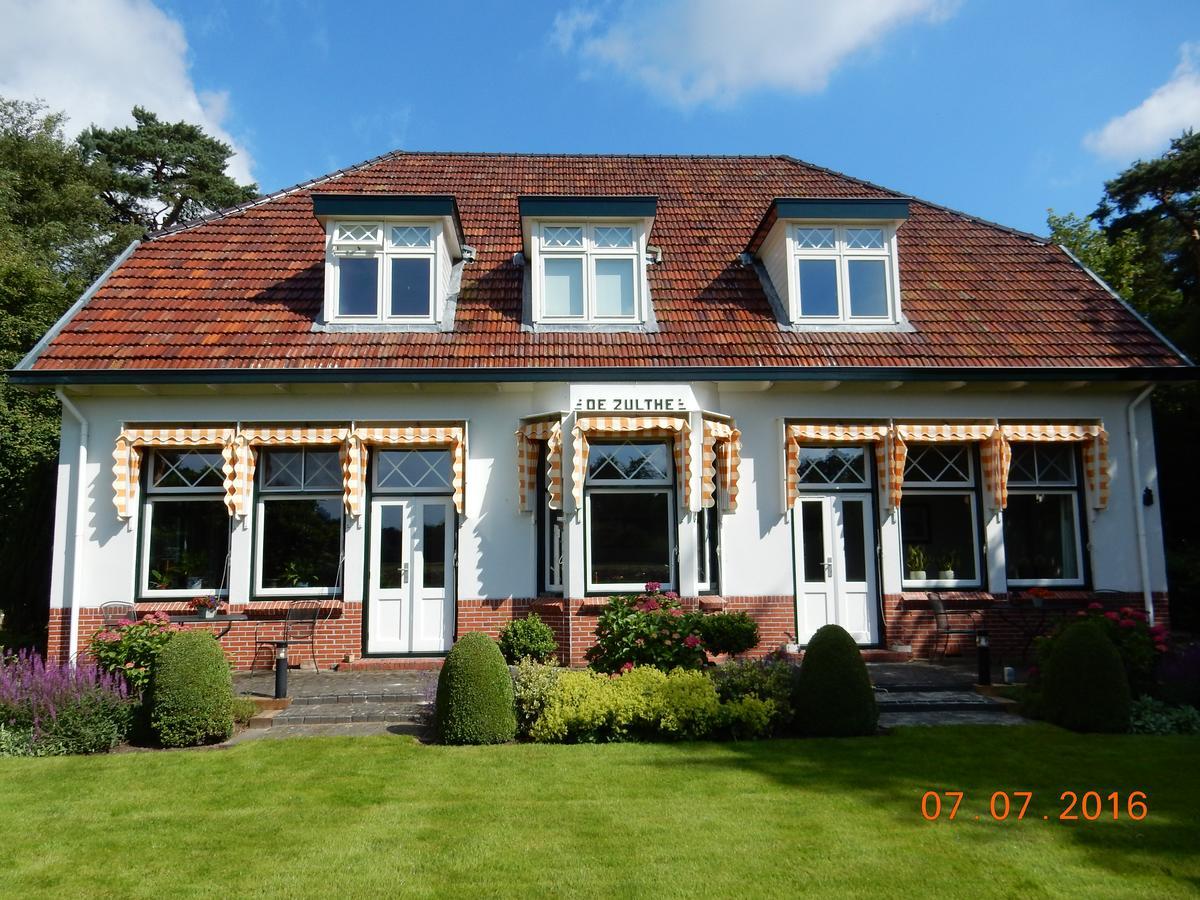 B&B De Zulthe Roden Esterno foto